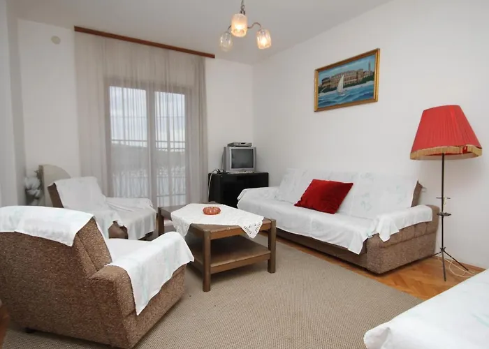 Apartament With Parking Space - 7681 *