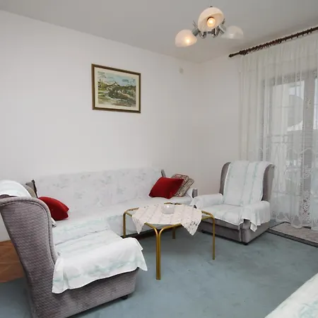 With Parking Space - 7681 פולה